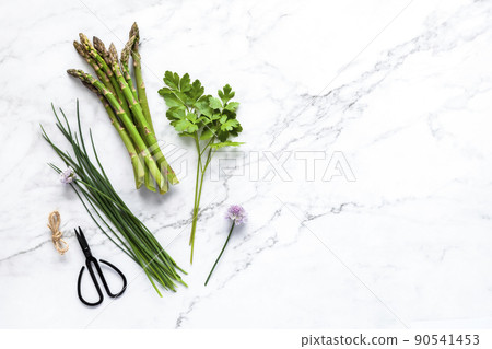 Asparagus, chive and parsley of the home garden 90541453