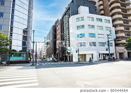 It is the scenery of the Kamihatchobori intersection in front of the Pref Art Museum. The Hakushima line of the tram runs through. It is adjacent to the government office district. Hiroshima It is the scenery of the Kamihatchobori intersection in front of the Pref Art Museum. The Hakushima line of the tram runs through. It is adjacent to the government office district. Hiroshima 90544484