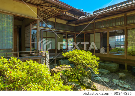 Ozu City, Ehime Prefecture Bansenso (former Matsui family residence) 90544555