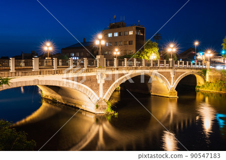 金澤淺野河大橋夜景 90547183