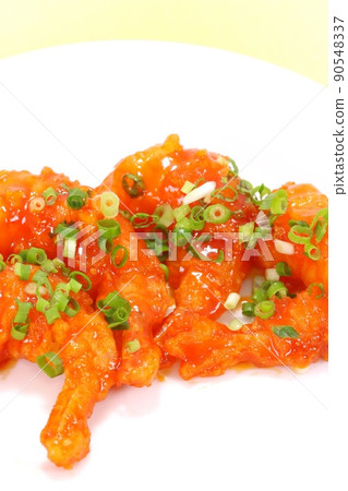 Large shrimp chili shrimp chili sauce fritters bright background Large shrimp chili shrimp chili sauce fritters bright background 90548337