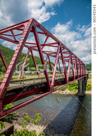 《岐阜縣》郡上市長良川 《岐阜縣》郡上市長良川 90549343