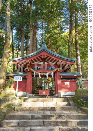栃木縣日光市二荒山神社中宮南台山祭祀門 90550175