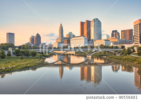 Evening view of downtown Columbus, Ohio Evening view of downtown Columbus, Ohio 90556881