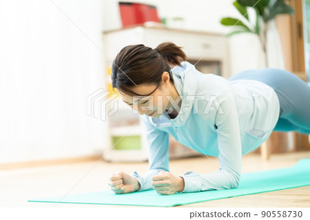 Female exercise diet exercise wear lack of exercise stretch gymnastics 90558730