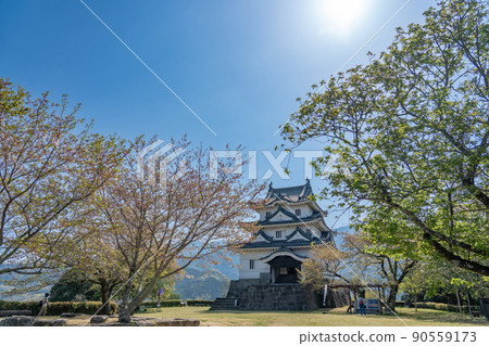 Uwajima City, Ehime Prefecture Morning castle tower of Uwajima Castle Uwajima City, Ehime Prefecture Morning castle tower of Uwajima Castle 90559173