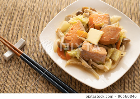 promptly-fried salmon 90560846