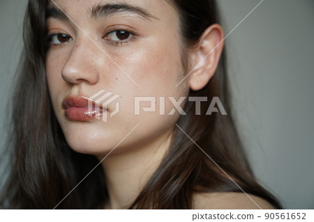 Freckle make-up woman Freckle make-up woman 90561652