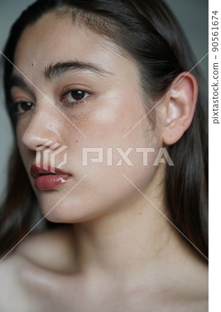 Freckle make-up woman Freckle make-up woman 90561674