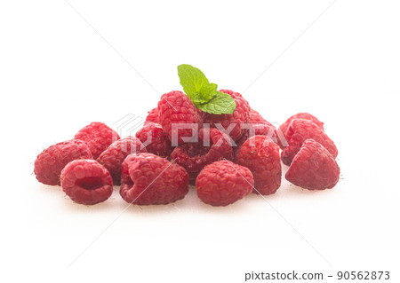 Fresh raspberries on white background 90562873