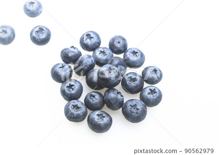 Fresh blueberries on white background Fresh blueberries on white background 90562979