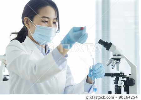 researcher  90564254