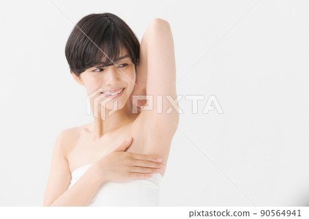 Beauty women in their 20s armpits Beauty women in their 20s armpits 90564941
