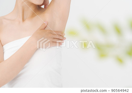 Beauty women in their 20s armpits Beauty women in their 20s armpits 90564942