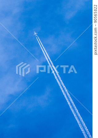 Blue sky and airplane cloud Blue sky and airplane cloud 90565822