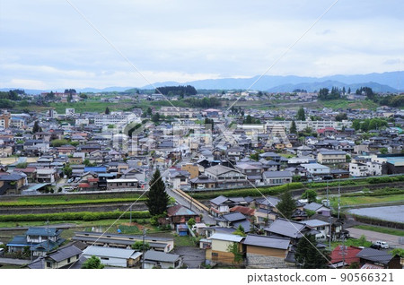 Townscape around Kanae Station on the Iida Line [Iida City, Nagano Prefecture] 90566321