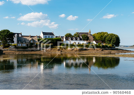 Scenic view of Saint-Cado in Brittany, France. 90568468
