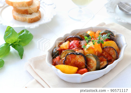 Ratatouille Ratatouille 90571117