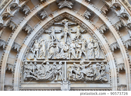 Details of St. Vitus Cathedral at Prague Castle 90573726