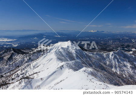 [Gunma Prefecture] Mt. Kengamine in winter_ridgeline_04 90574143