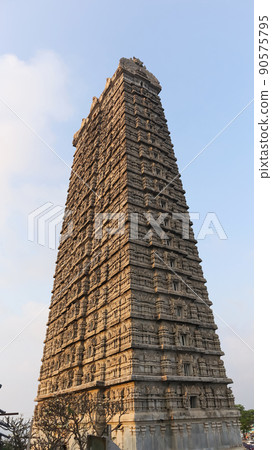 INDIA, KARNATAKA, UTTARA KANNADA, February 2022, People at Murudeshwara Beach, view from top of Temple INDIA, KARNATAKA, UTTARA KANNADA, February 2022, People at Murudeshwara Beach, view from top of Temple 90575795
