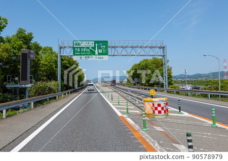 Joyo Junction on the highway (Joyo City, Kyoto Prefecture) 90578979
