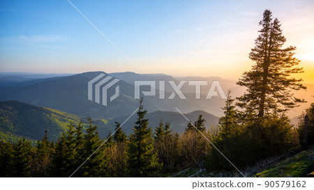 Panoramic sunset view of Beskid Mountains 90579162