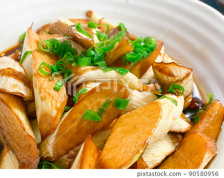 中國上海菜，炒 makomodake 90580956