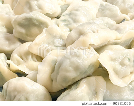 Chinese home-cooked homemade dumplings 90581096