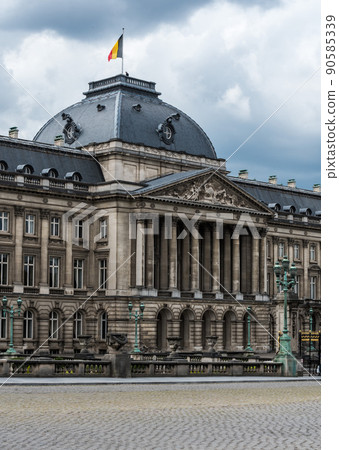 Brussels City Center, Brussels Capital Region - Belgium - Facade of the Royal Palace at the Palace square Brussels City Center, Brussels Capital Region - Belgium - Facade of the Royal Palace at the Palace square 90585339