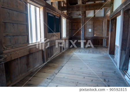 愛媛縣宇和島市，在宇和島城內奔跑的武士 90592815