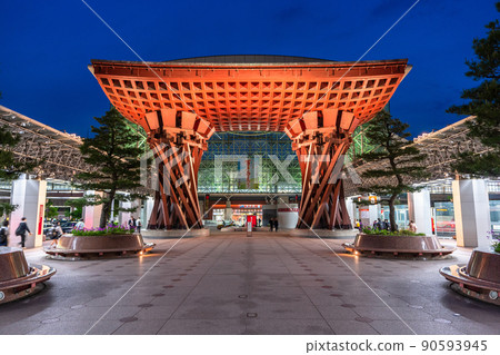 《Ishikawa Prefecture》 Kanazawa Station's Tsuzumi-mon Gate / Kanazawa Entrance 90593945