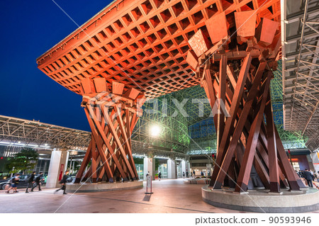 《Ishikawa Prefecture》 Kanazawa Station's Tsuzumi-mon Gate / Kanazawa Entrance 90593946