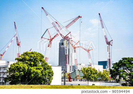 It is the construction scenery of the soccer stadium under construction in Central Park of Hiroshima City. It is an international stadium that will be completed two years later. Hiroshima It is the construction scenery of the soccer stadium under construction in Central Park of Hiroshima City. It is an international stadium that will be completed two years later. Hiroshima 90594494
