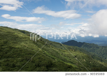 The view from the Kirai hut of Mt. Iide in the summer of 100 famous mountains in Japan in Kitakata City, Fukushima Prefecture The view from the Kirai hut of Mt. Iide in the summer of 100 famous mountains in Japan in Kitakata City, Fukushima Prefecture 90595069