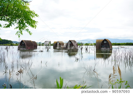 淹沒養老村 6437 淹沒養老村 6437 90597093