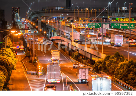 《Tokyo》 Metropolitan Expressway Bayshore Line / Transportation Logistics Image 90597392