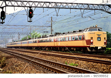 1998 東海道線運行的 485 系列 L 特快 Thunderbird 9 輛 1998 東海道線運行的 485 系列 L 特快 Thunderbird 9 輛 90599932