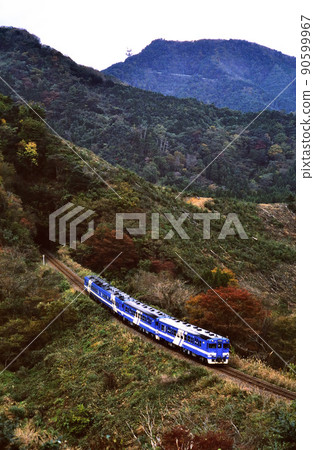 1998 Kiha 23 series and 58 series ordinary trains running on the Obama Line 90599967