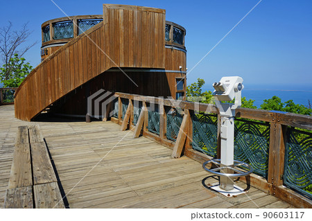 Lake Saroma Observatory overlooking Lake Saroma, Hokkaido Lake Saroma Observatory overlooking Lake Saroma, Hokkaido 90603117