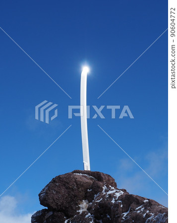 閃耀的大劍 90604772