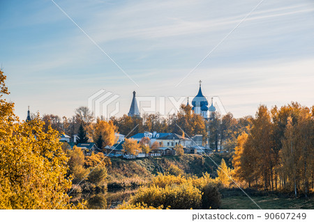The ancient town of Suzdal in the evening. 90607249