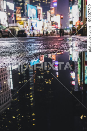 Activity in New York City streets at night Activity in New York City streets at night 90607709