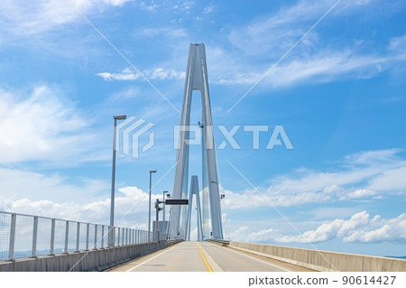 穿過新湊大橋⑤ 90614427