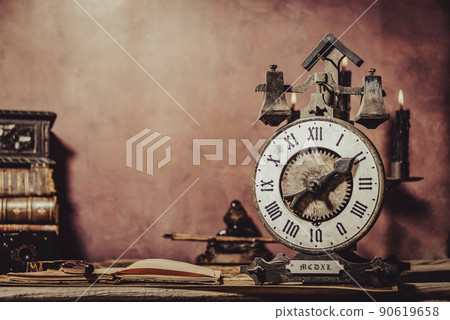 Vintage wallpaper with copy space. Antique desk with clock, inkwell and pen. Vintage wallpaper with copy space. Antique desk with clock, inkwell and pen. 90619658