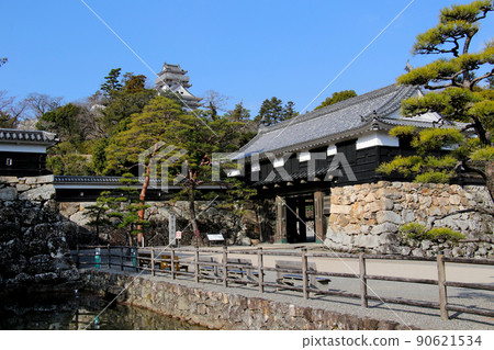 12 existing castle towers, Kochi Castle, the only historic site where the castle tower and Honmaru Palace are completely preserved 90621534
