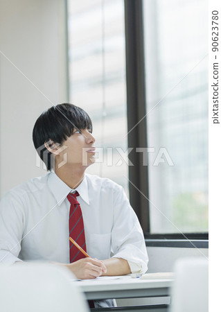 預備學校高中生 90623780