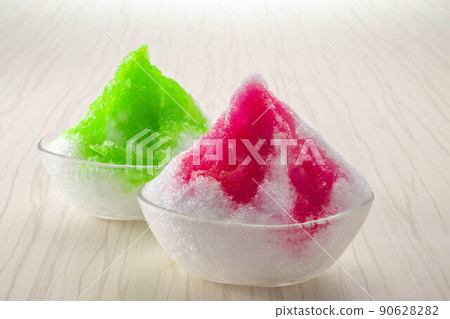 冰涼甜美的刨冰 90628282