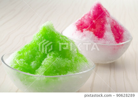 Cold and sweet shaved ice Cold and sweet shaved ice 90628289