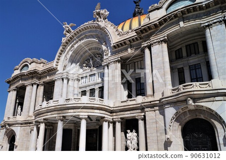 墨西哥城的墨西哥國家宮 90631012